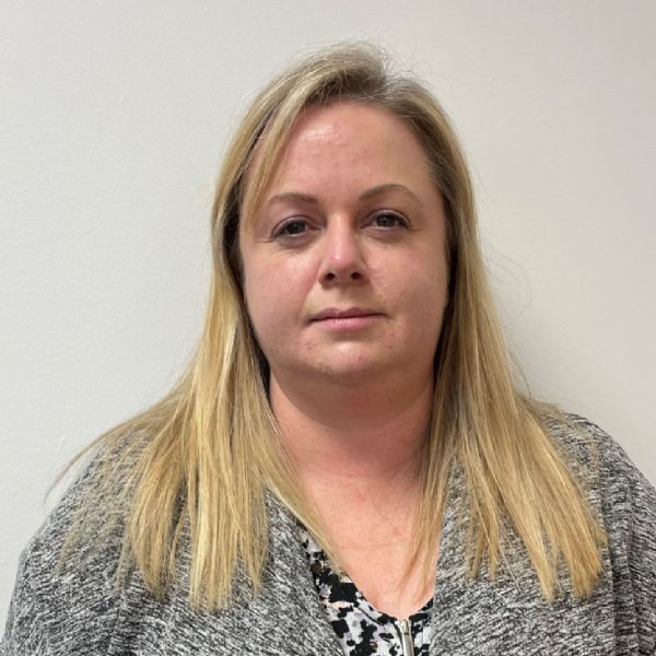 Photo of Sarah Mowbray